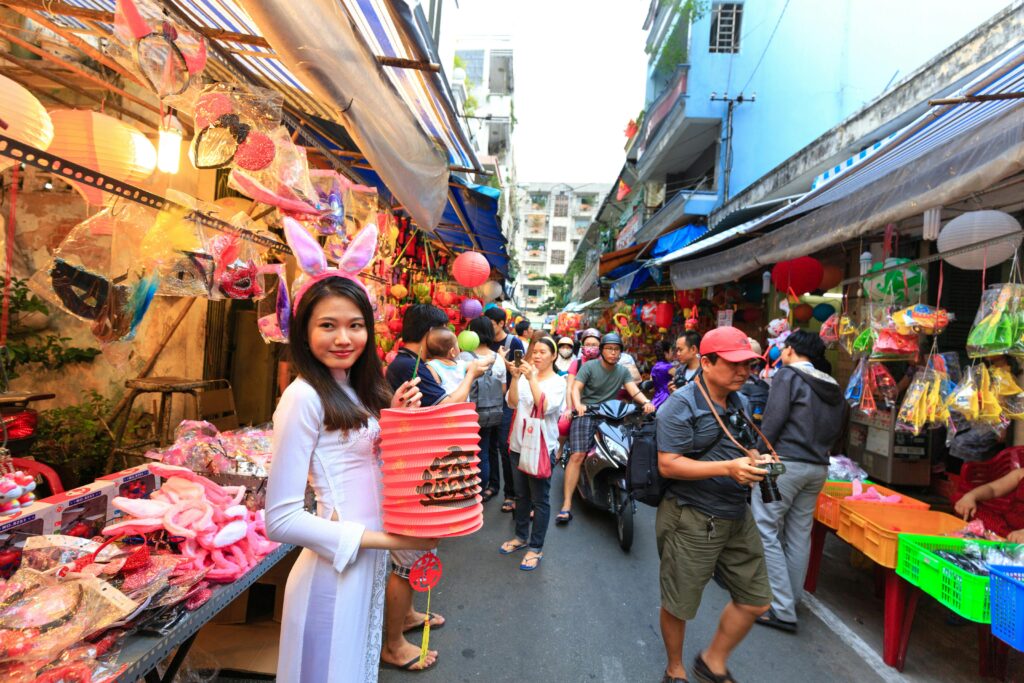 Vietnamese woman in a busy market